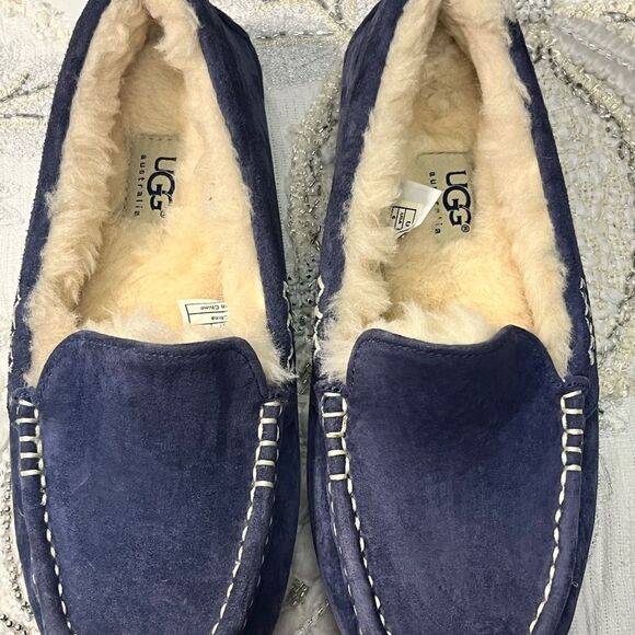 EUC UGG Ansley Slippers - Picture 7 of 11